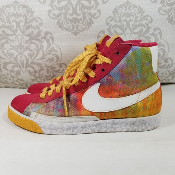 nike high top multicolor